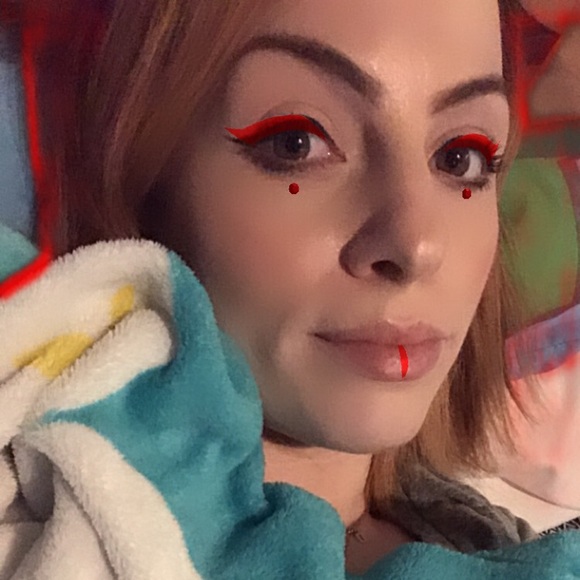 Meet your Posher, Danni - Picture 1 of 1